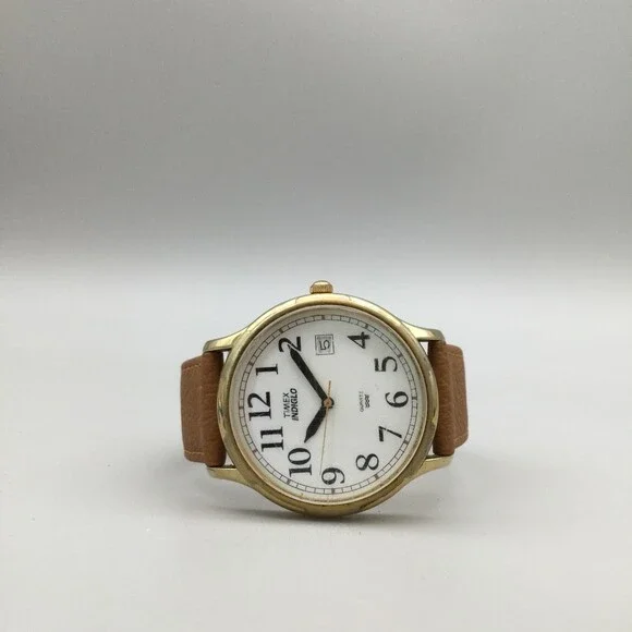 Vtg Timex Indiglo Watch Men 35mm Gold Tone Date Leather Band New Battery - Picture 5 of 15